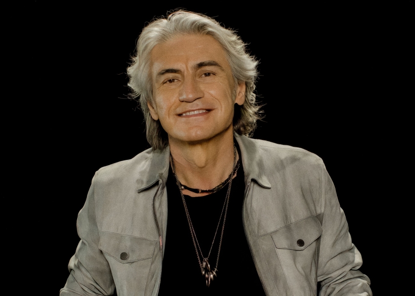 &quot;La metà della mela&quot;, il nuovo singolo e video di Luciano Ligabue